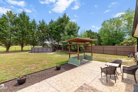 Exterior - 222 Dana Dr, Garner, NC 27529 photo 4 of 11