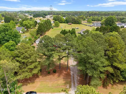 View/Area - 222 Dana Dr, Garner, NC 27529 photo 1 of 10