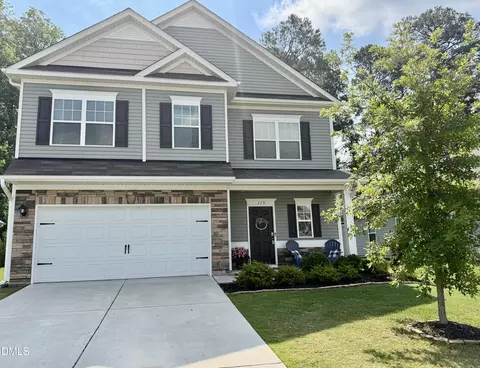 119 S Rose Hill Dr, Clayton, NC 27520