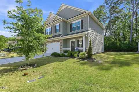 119 S Rose Hill Dr, Clayton, NC 27520