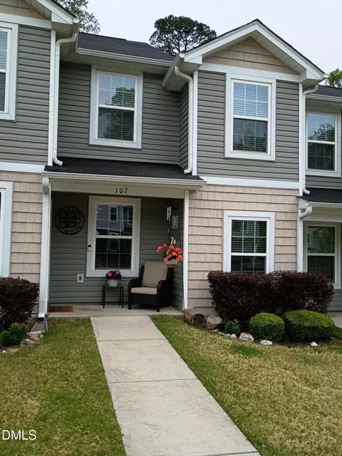 918 Green St #E107, Franklinton, NC 27525