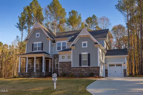 284 Magnolia Acres Ln, Fuquay Varina, NC 27526