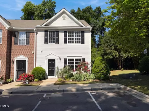 43 Edgebrook Cir, Durham, NC 27703