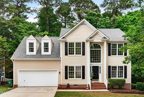 127 Maldon Dr, Cary, NC 27513