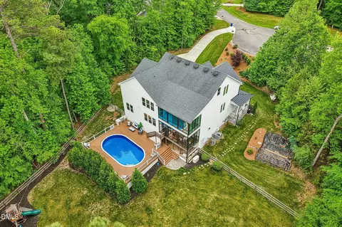 66 Romie Ct, Pittsboro, NC 27312
