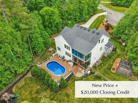 66 Romie Ct, Pittsboro, NC 27312