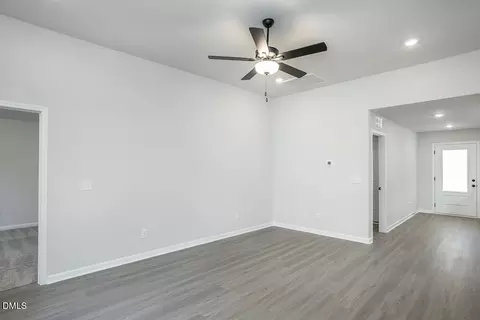 357 Cascade Knoll Dr, Clayton, NC 27527