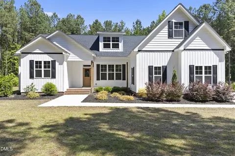 716 Wildlife Rd, Sanford, NC 27332