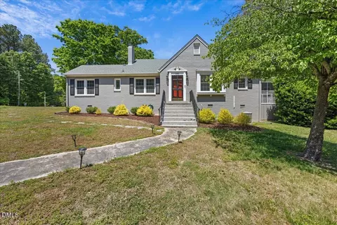 101 Park Dr, Oxford, NC 27565