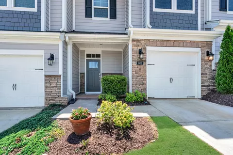 602 Picnic Pl, Hillsborough, NC 27278