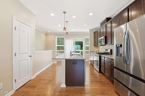 1032 Diamond Dove Ln, Apex, NC 27502