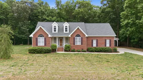 110 Canter Gable Pl, Youngsville, NC 27596