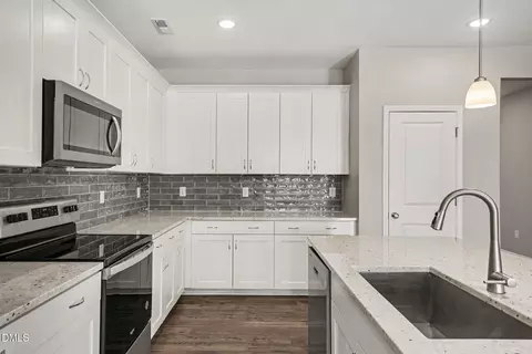 Kitchen - 106 Two Daughters Strm, Smithfield, NC 27577 photo 2 of 3