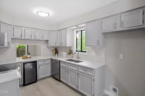 Kitchen - 4100 Five Oaks Dr UNIT 47, Durham, NC 27707 photo 1 of 5