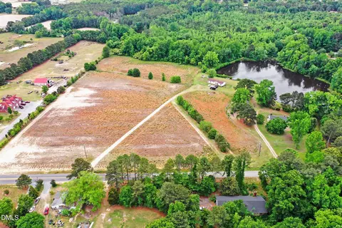 6709 Wimberly Rd, Willow Springs, NC 27592