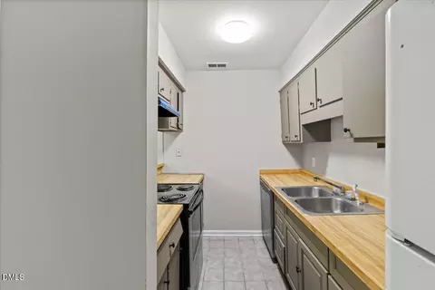 Kitchen - 102 Rhum Pl, Garner, NC 27529 photo 1 of 4