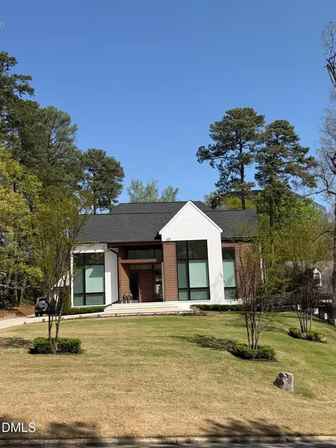 508 Ramblewood Dr, Raleigh, NC 27609