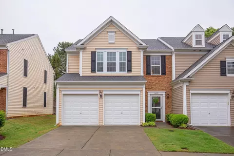 8619 Thunderwood Dr, Raleigh, NC 27617