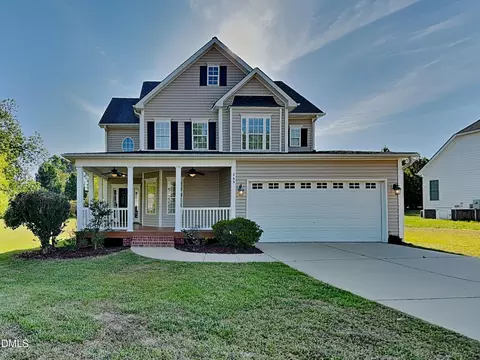 263 Hocutt Farm Dr, Clayton, NC 27527