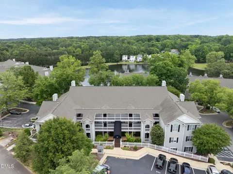 631 Springfork Dr, Cary, NC 27513