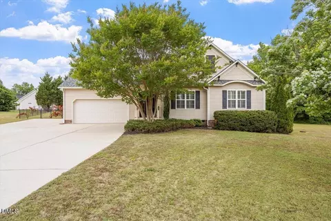 31 Brenda Ct, Clayton, NC 27520