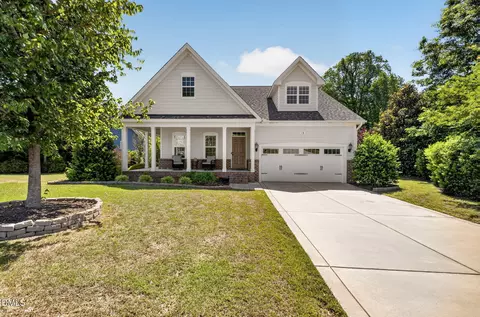 18 Heathgreen Dr, Clayton, NC 27527