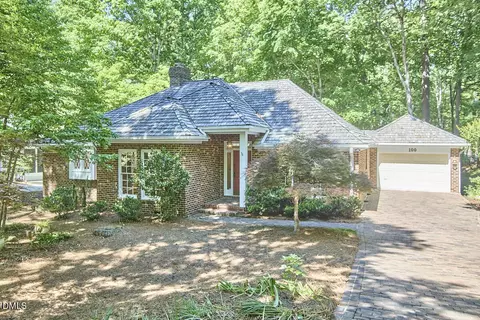 100 Ironwoods Dr, Chapel Hill, NC 27516