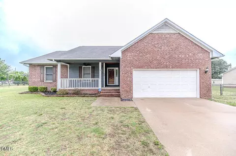 5296 Marvin Dr, Spring Lake, NC 28390