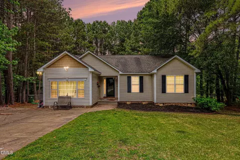 45 Cedar Bluff Ln, Louisburg, NC 27549