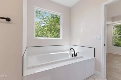 Bath - 1649 Chalk Rd, Wake Forest, NC 27587 photo 3 of 6