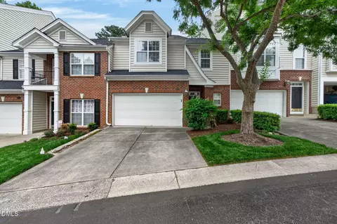 6950 Middleboro Dr, Raleigh, NC 27612