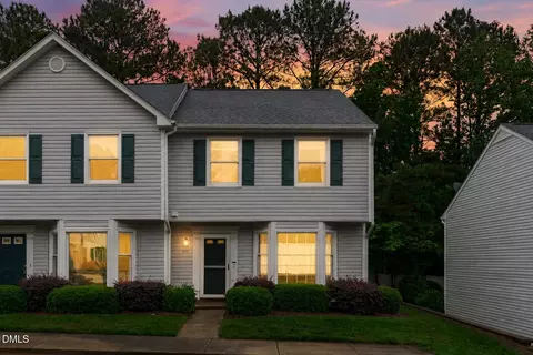 111 S Mclean Ct, Cary, NC 27513