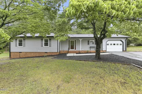 301 Edgewater Dr, Broadway, NC 27505