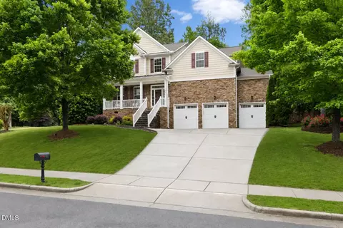 511 E Hatterleigh Ave, Hillsborough, NC 27278