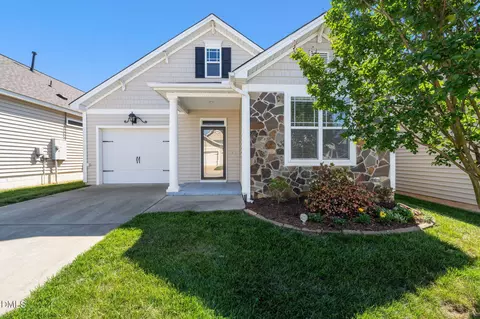 47 Denby Cir, Clayton, NC 27527