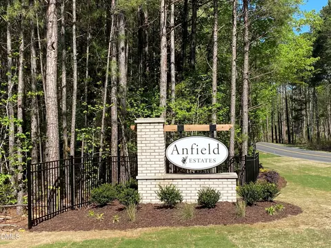 72 Anfield Rd, New Hill, NC 27562