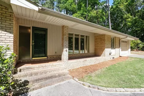 Exterior - 1621 Stonehurst Rd, Raleigh, NC 27607 photo 4 of 9