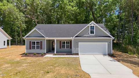 209 Nectar Ln, Bunnlevel, NC 28323