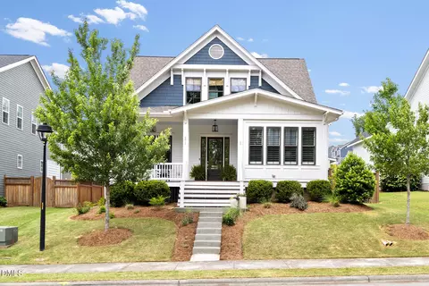 271 Ellsworth Manor Dr, Hillsborough, NC 27278