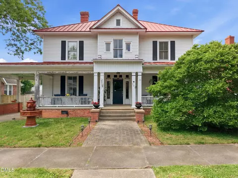 205 E Front St, Oxford, NC 27565
