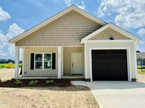 304 E Norwayne Alumni Way, Fremont, NC 27830