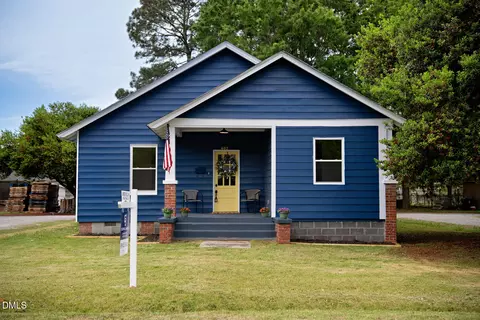 407 W D St, Erwin, NC 28339