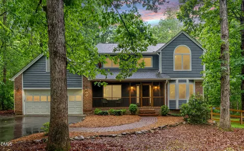 203 Mel Oaks Dr, Chapel Hill, NC 27516