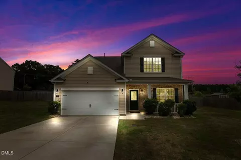 216 Simply Country Ln, Lillington, NC 27546
