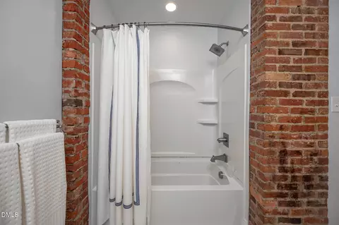 Bath - 1206 Vickers Ave, Durham, NC 27707 photo 5 of 6