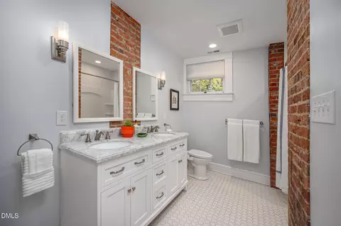 Bath - 1206 Vickers Ave, Durham, NC 27707 photo 4 of 6