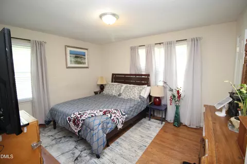 Bedroom - 1900 Lennox Dr, Garner, NC 27529 photo 2 of 4