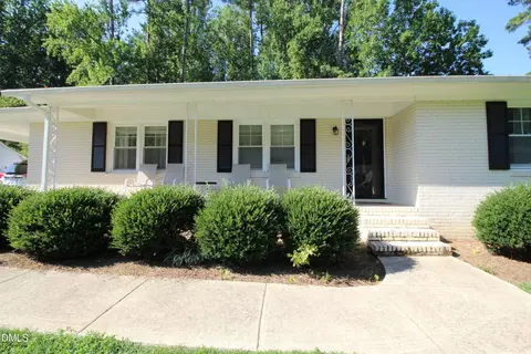 1900 Lennox Dr, Garner, NC 27529