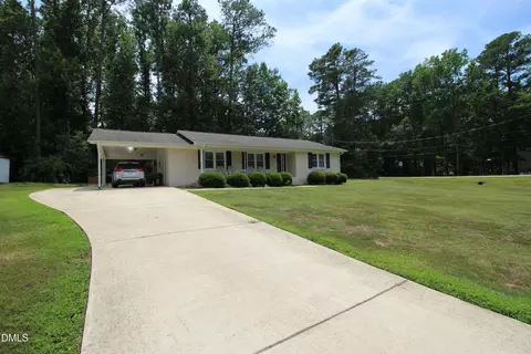 Exterior - 1900 Lennox Dr, Garner, NC 27529 photo 5 of 7