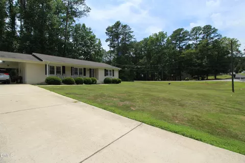 Exterior - 1900 Lennox Dr, Garner, NC 27529 photo 6 of 7